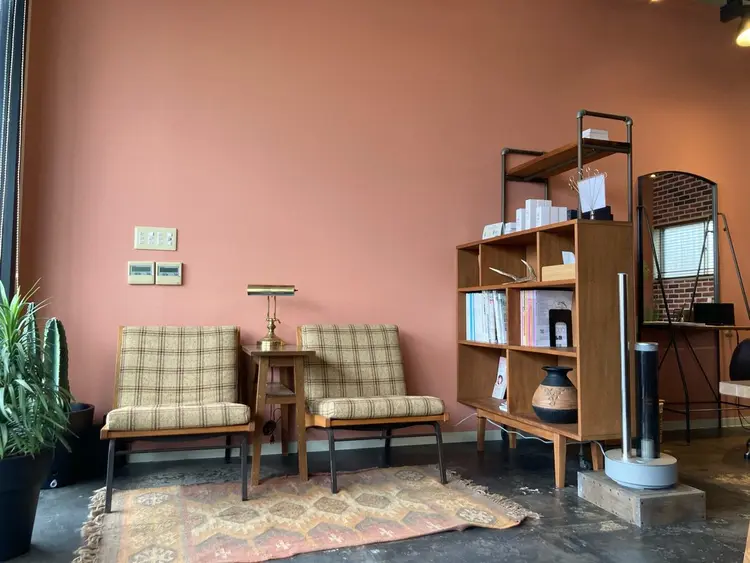 thinkhairTOIROの内観・外観2