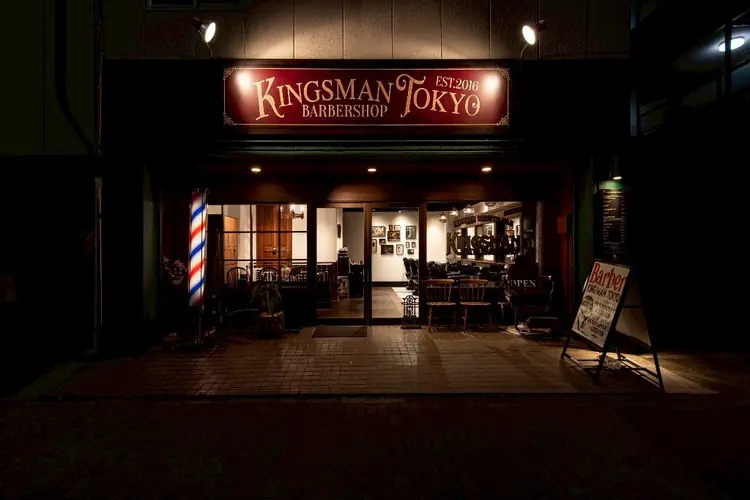 KINGSMAN TOKYO BARBERSHOP 本店の内観・外観1