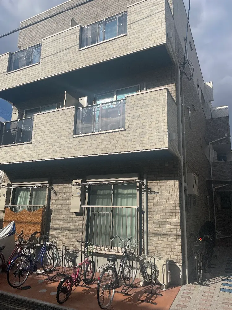 パリジェンヌ・まつげパーマと眉毛の専門店chico尼崎塚口店の内観・外観2