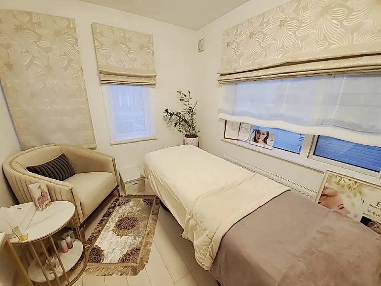 CaLoNia カロニアの内観・外観1