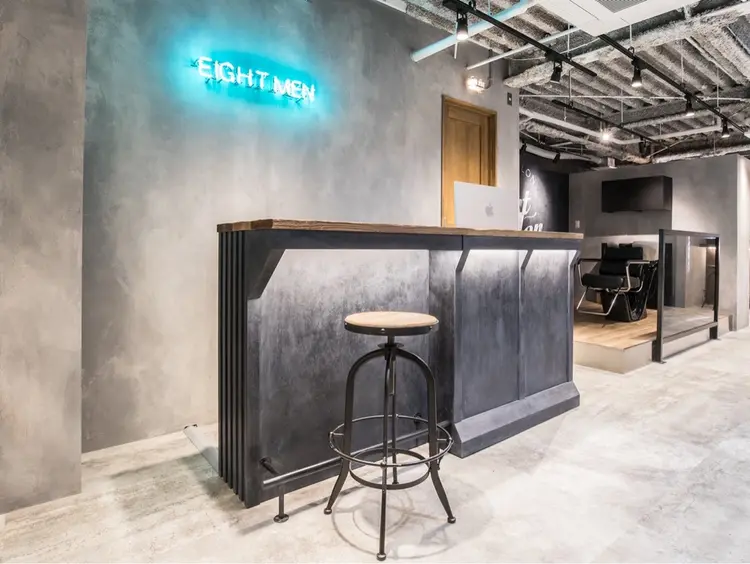 eight men 吉祥寺の内観・外観2