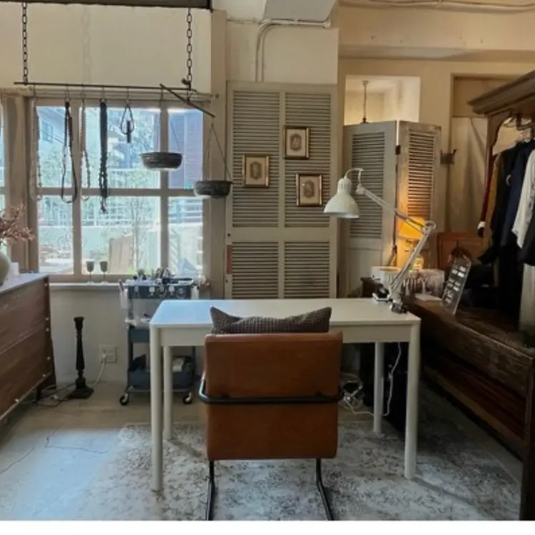 garage nailの内観・外観1