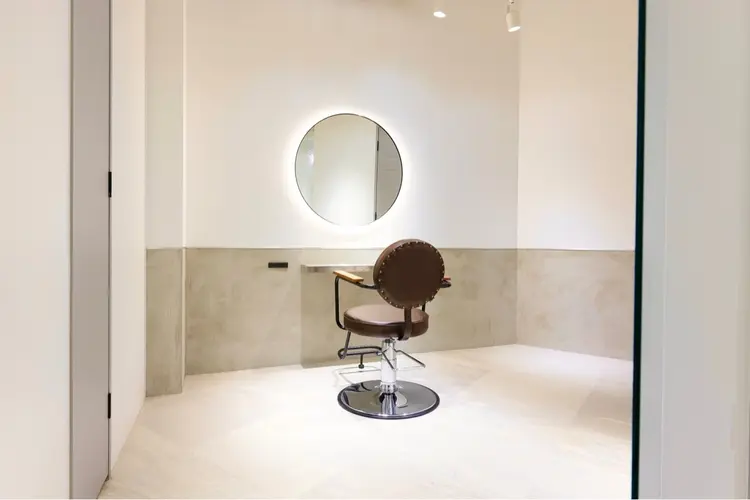 eN°   by youres hair 飯田橋店の内観・外観2