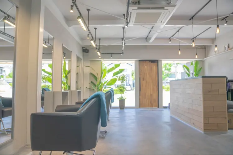 -LOLAM-の内観・外観2