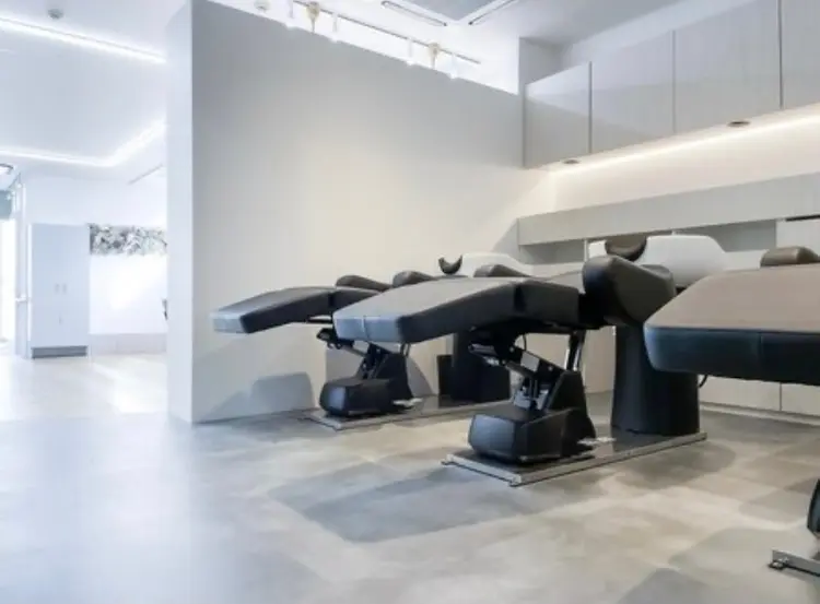 D.I.E.V.A hair 池袋東口の内観・外観3