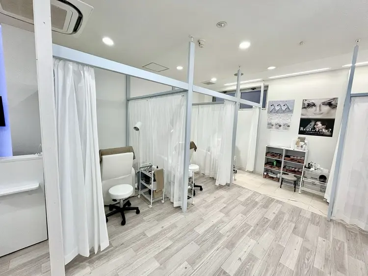 クレアラルーチェ熊本市役所前店の内観・外観1