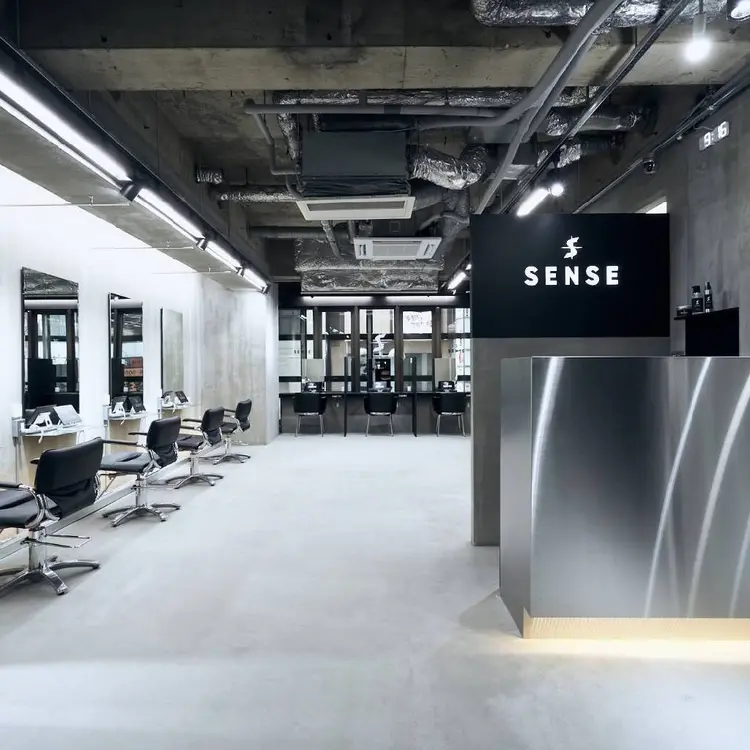韓国メンズヘア　SENSE 渋谷　【センス】　宇田川交番前の内観・外観3
