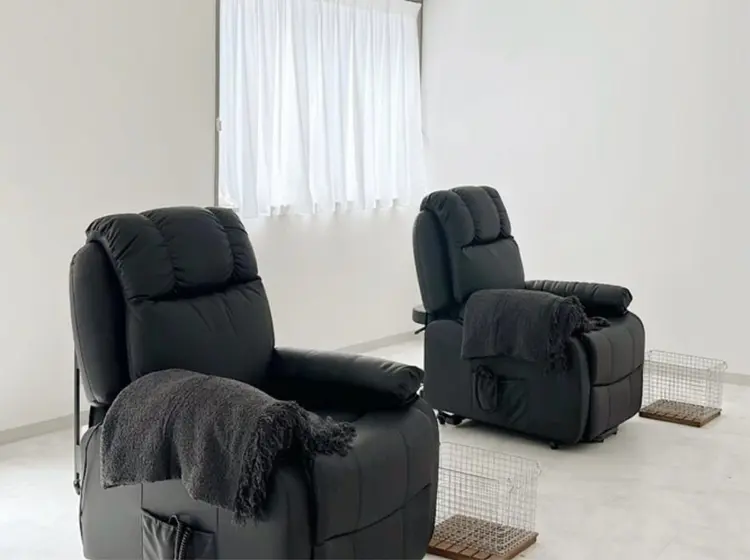 MOUVの内観・外観2