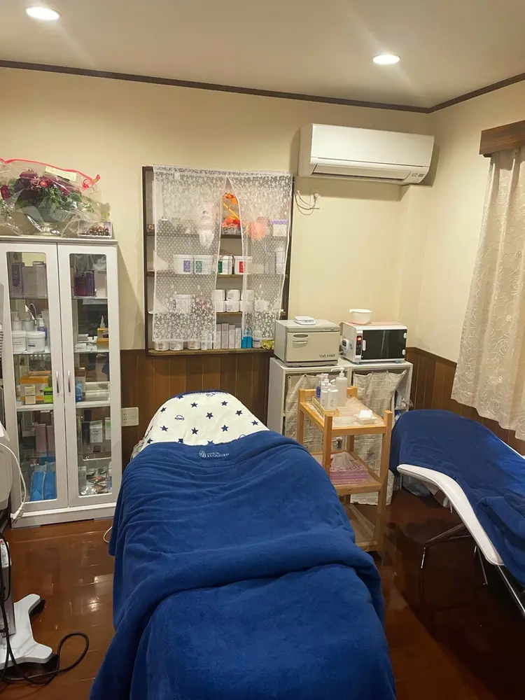 サロンドフルベール　上厚原店の内観・外観2