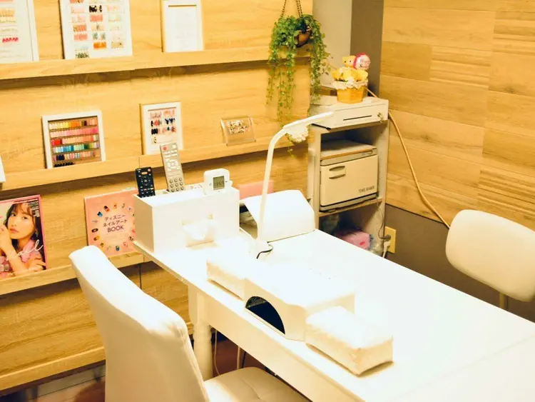 NAIL'S KISHの内観・外観1