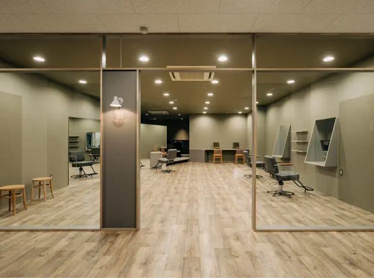 THE MEN . BY LIOSの内観・外観2