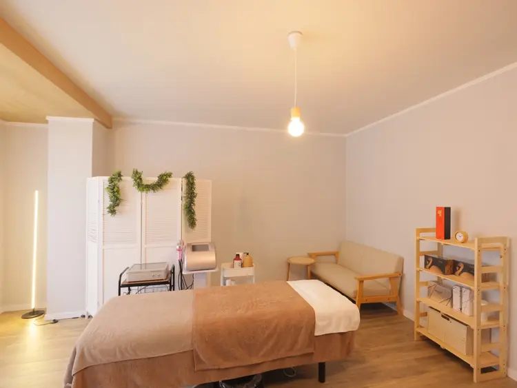 小顔・痩身専門店 Sunaoの内観・外観1