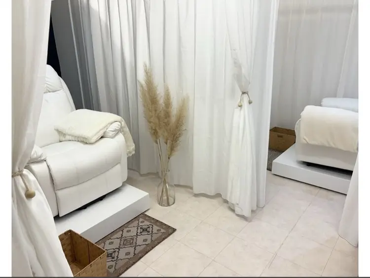 まつげパーマ＆眉毛専門サロンHaku．倉敷店の内観・外観1