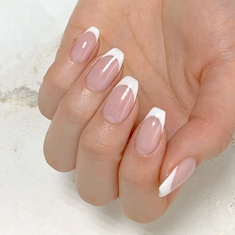 alma nailsの内観・外観1