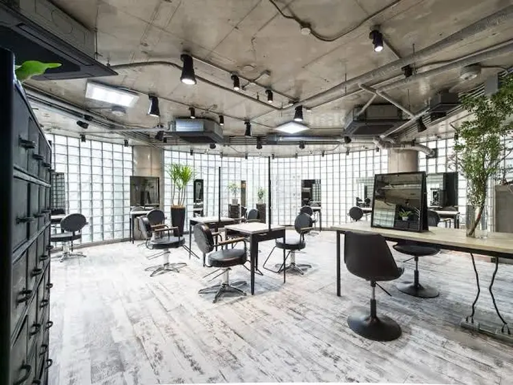 relian青山店の内観・外観1