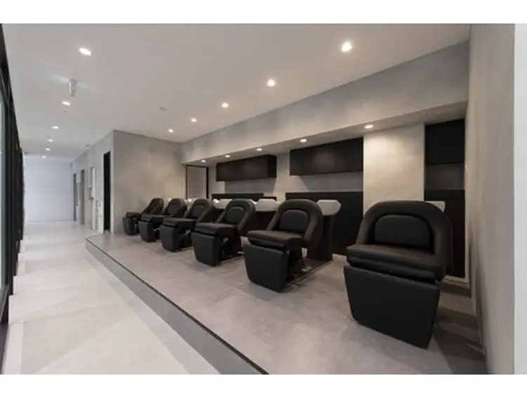 サロウィン名古屋の内観・外観2