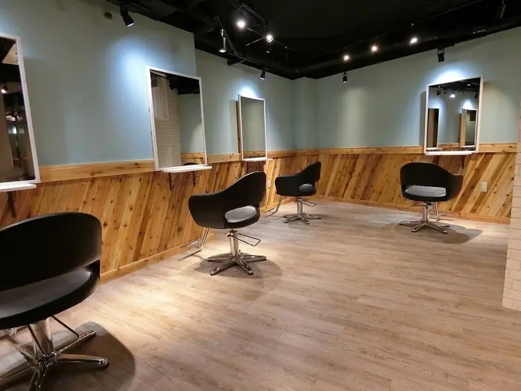 COREの内観・外観2