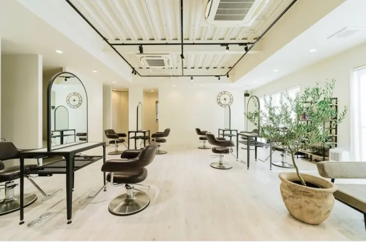 Rian   徳重店の内観・外観2