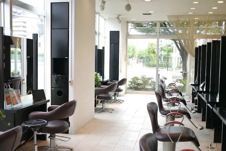 EARTH大宮宮原店の内観・外観2