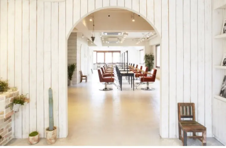 JYUNESU表参道の内観・外観1