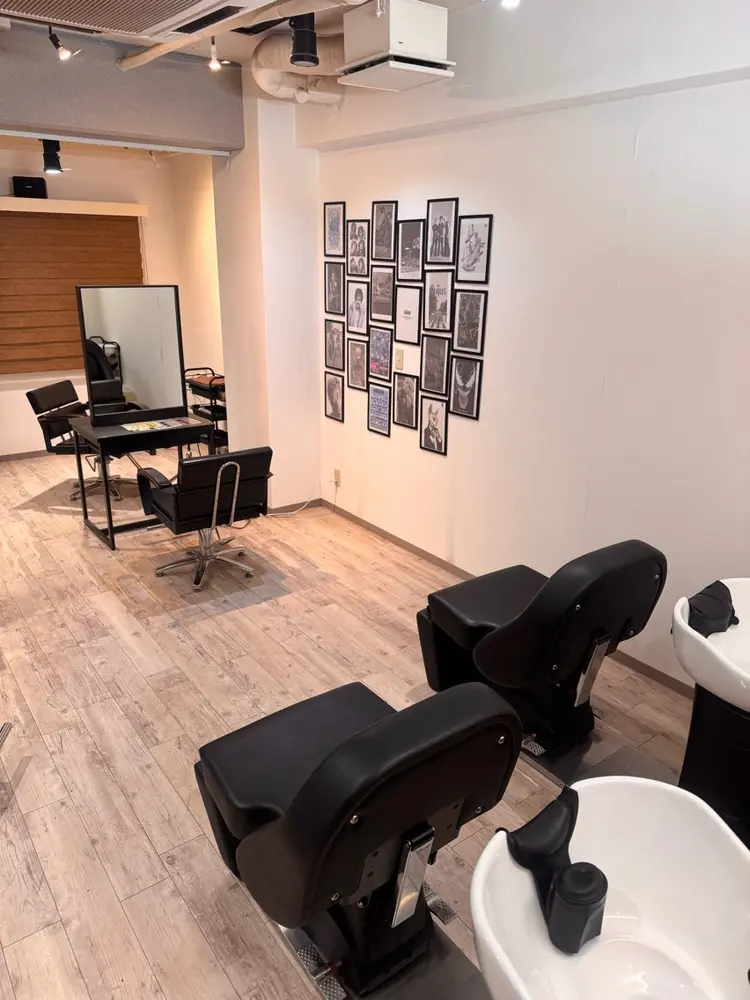 GLADMAN'S CUT CLUB 立川の内観・外観2