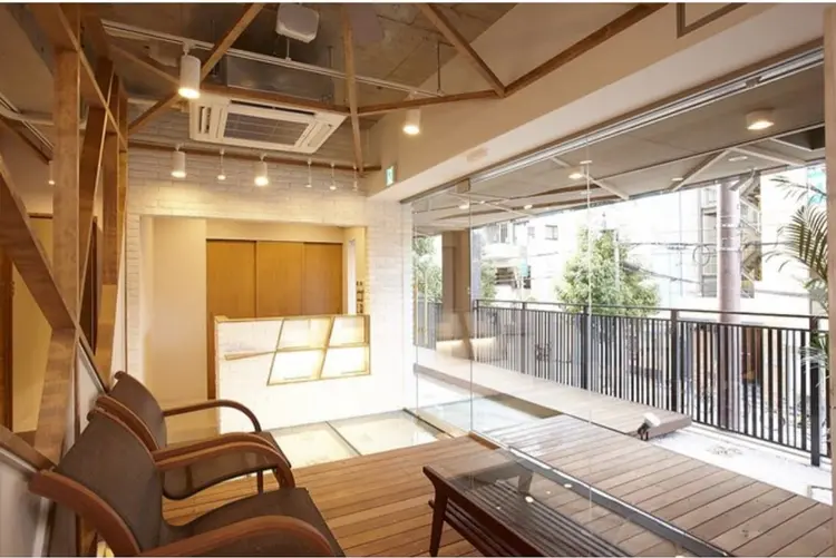 ORO西宮店の内観・外観2