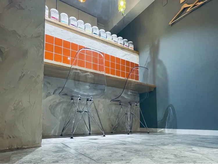 By color  EYE&NAILの内観・外観3