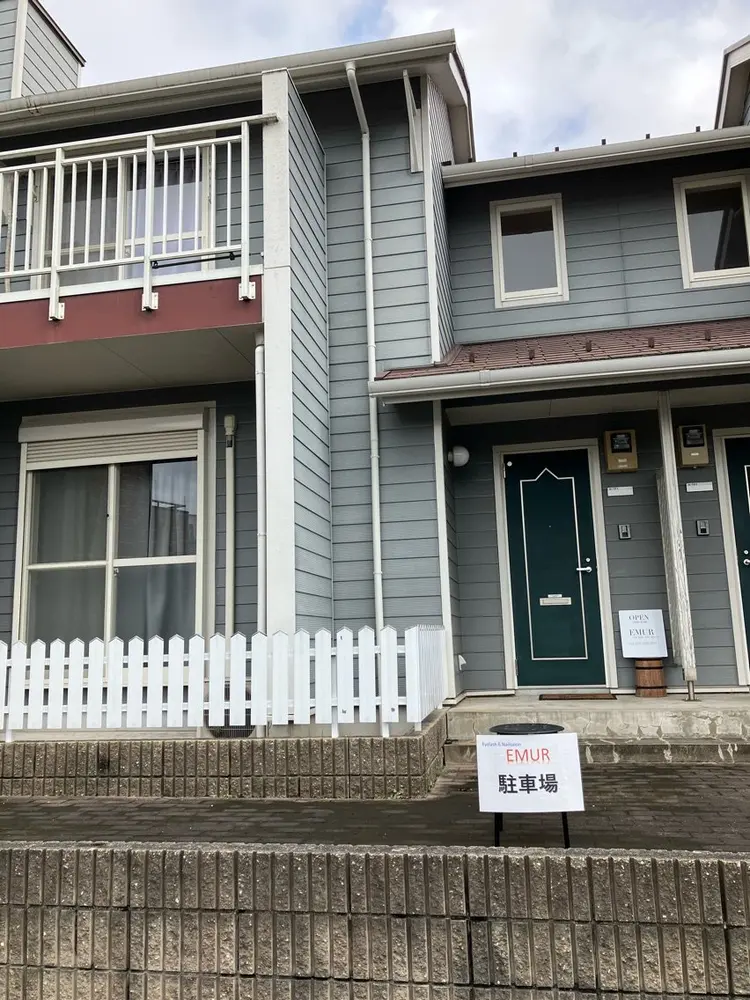 EMUR水口店の内観・外観3