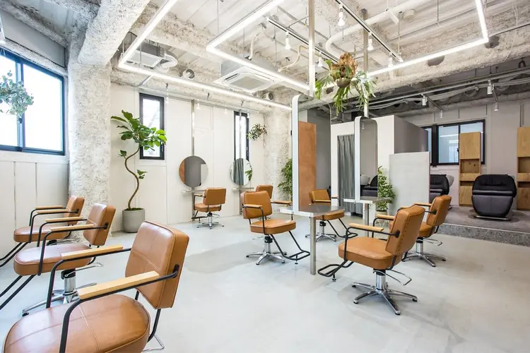 semの内観・外観1