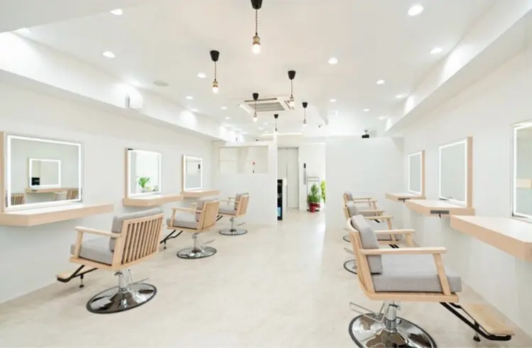 little名駅の内観・外観1