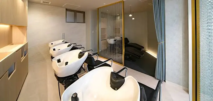 ヘアーメイクウィル野田阪神店の内観・外観3