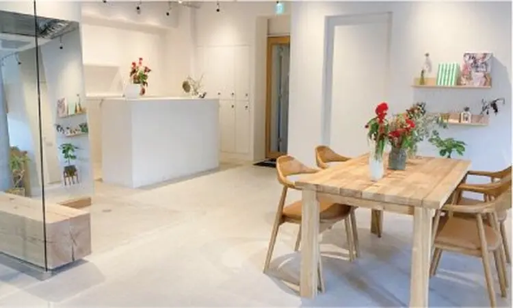 CONTINUE OMOTESANDOの内観・外観2