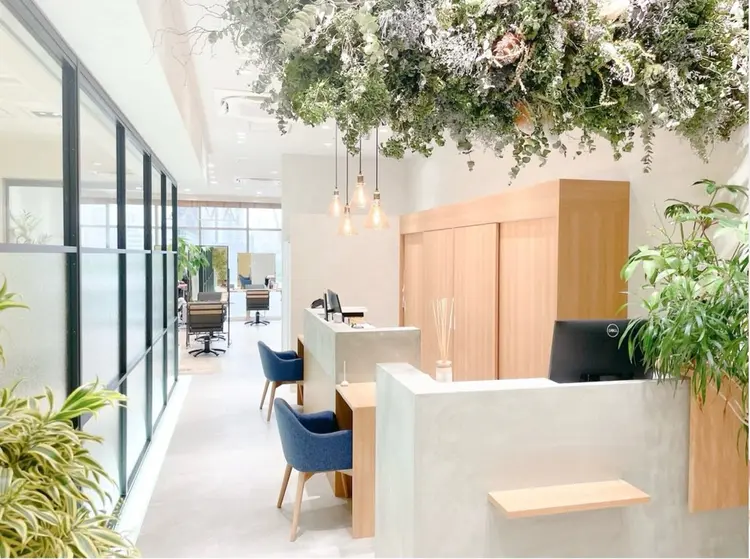 AVANCE.堺東店の内観・外観1