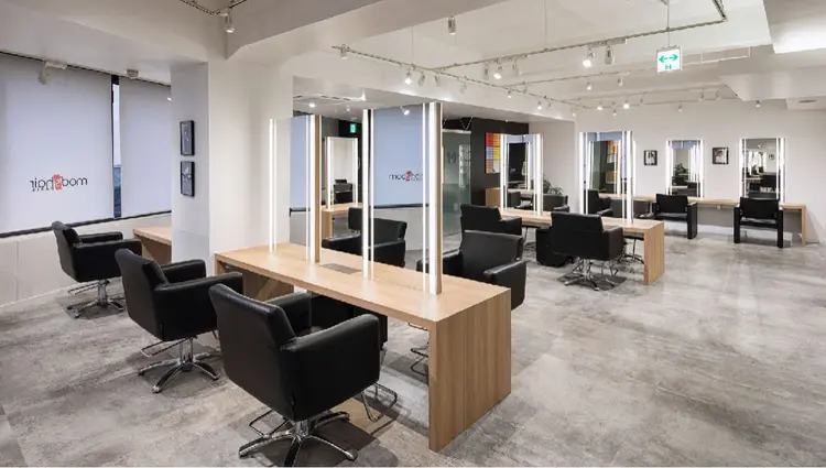 mod's hair 新宿サウス店の内観・外観1