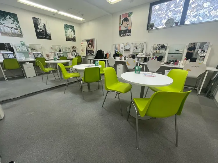 De I'm 神戸東店の内観・外観2