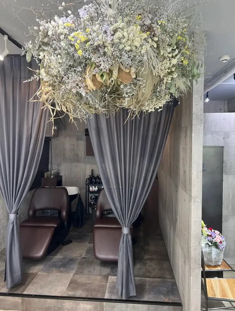Litmus hair salonの内観・外観1