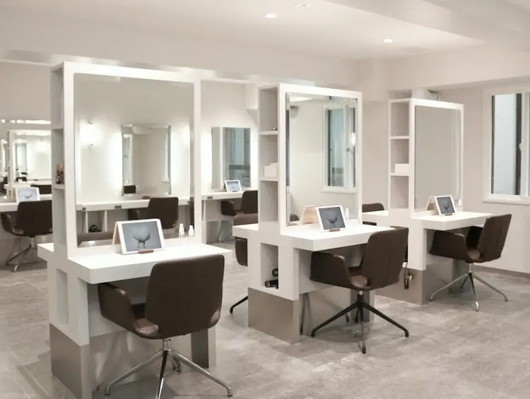 VLOW nex the salonの内観・外観1