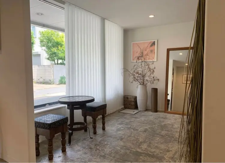 HAND SOMEの内観・外観1