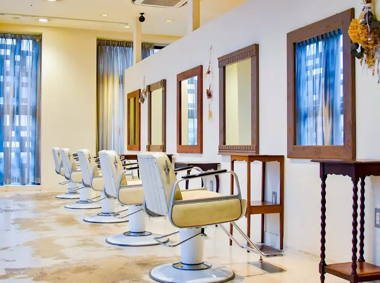 オルガン(Organ)の内観・外観2