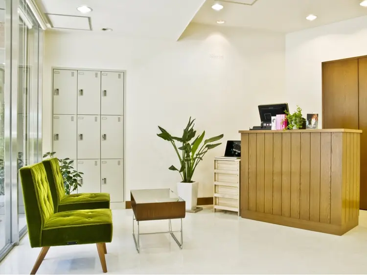 シュリットの内観・外観2