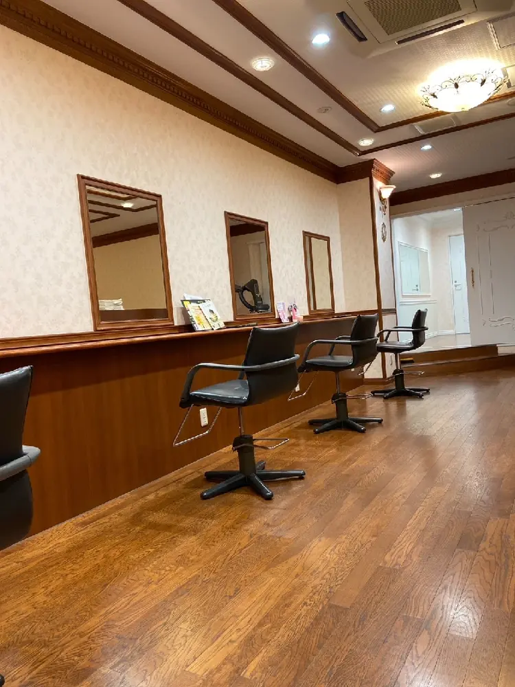 美容室 Izumi AZの内観・外観2