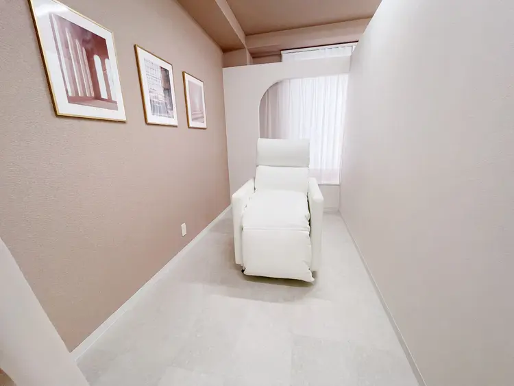 まつ毛と眉毛専門店eny松戸店の内観・外観2