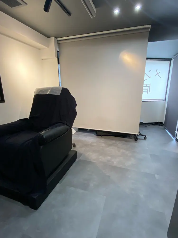 メンズアイブロウサロン　GLIDEの内観・外観2