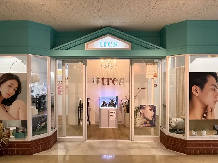 tres豊科店の内観・外観1