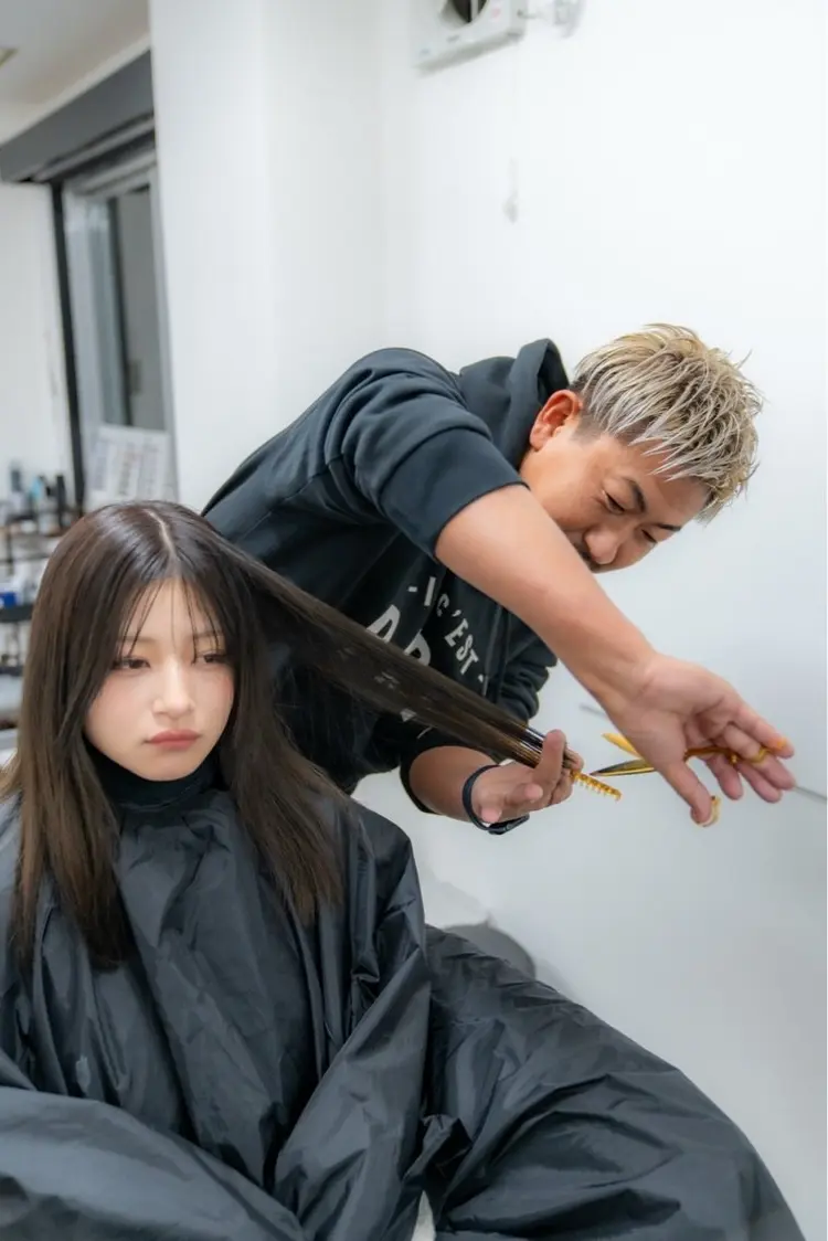 LA LEDENSI  仙台東口店の内観・外観2