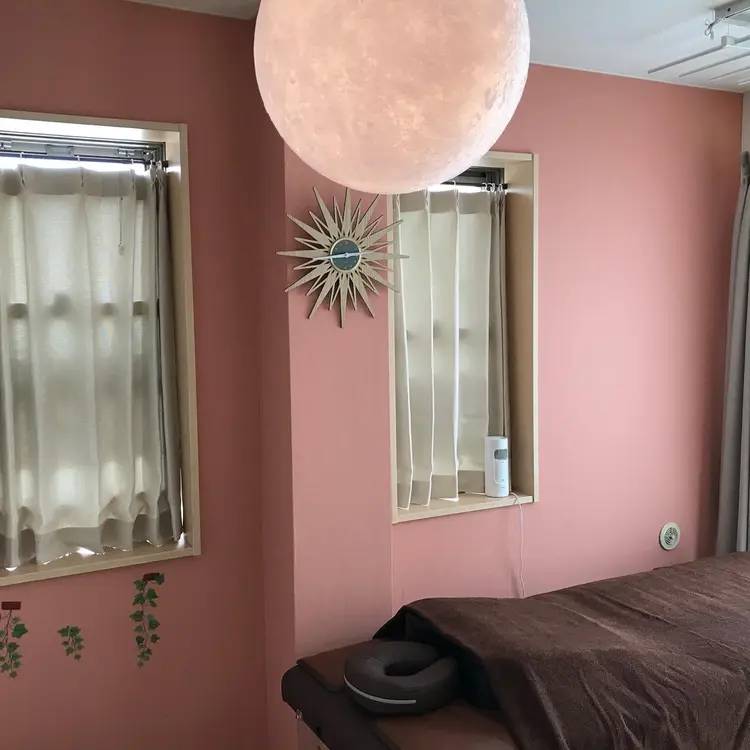 黄土よもぎ蒸しサロン　太陽と月の内観・外観1