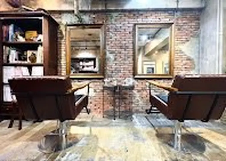 アンリ【Henri】の内観・外観2