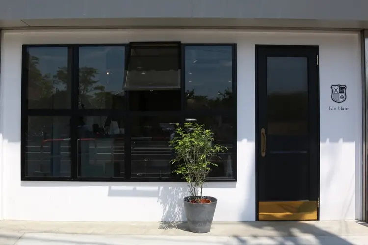 Lis blancの内観・外観1