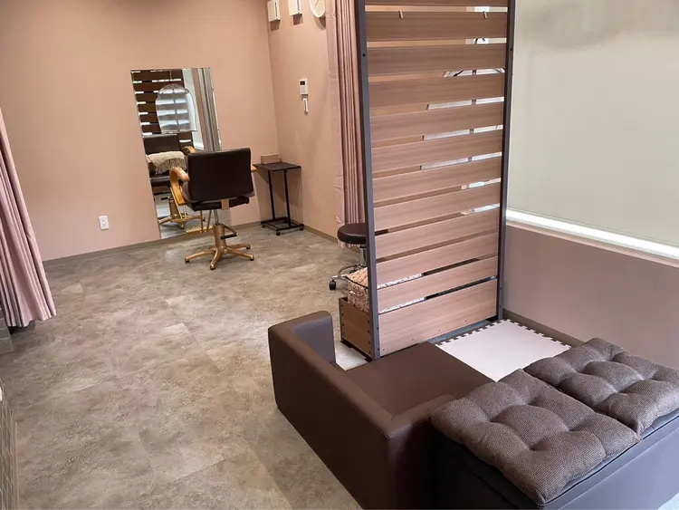 美容室FOALOMの内観・外観2