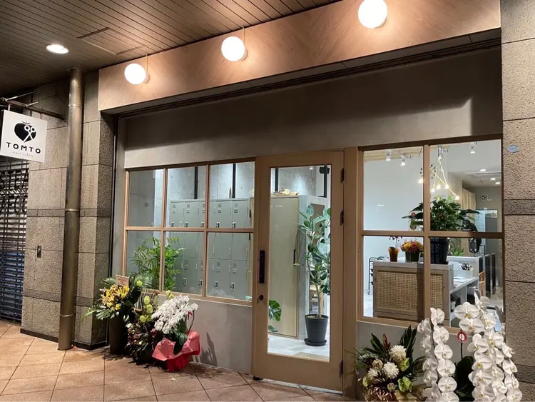 TOMTOの内観・外観3